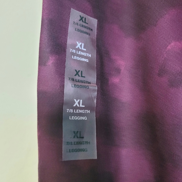 Id Ideology Performance Women's Reversible 7/8 Leggings - Picture 5 of 10